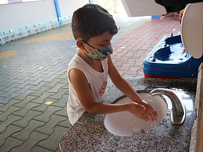 Com avanço da Monkeypox, escolas reforçam protocolos de prevenção