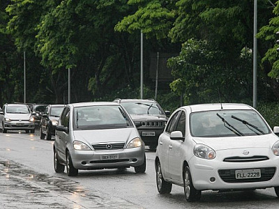 Durante os temporais, Barueri anotou sete acidentes de trânsito