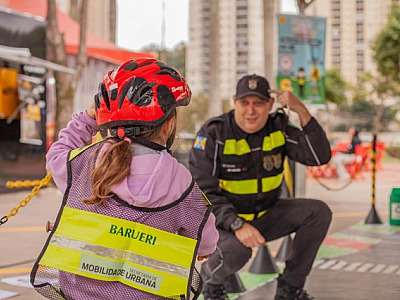 Semurb promove Programa Brincando nas Férias no Parque Dom José em Barueri