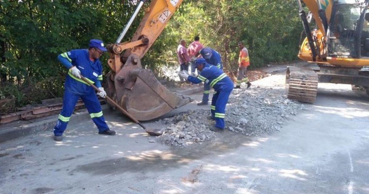 Prefeitura de Barueri realiza obras na Via Parque