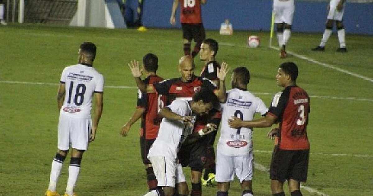 Oeste cede empate e mantém jejum de vitórias