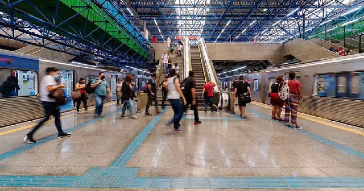 Expediente: Confira o que abre e o que fecha durante o feriado prolongado