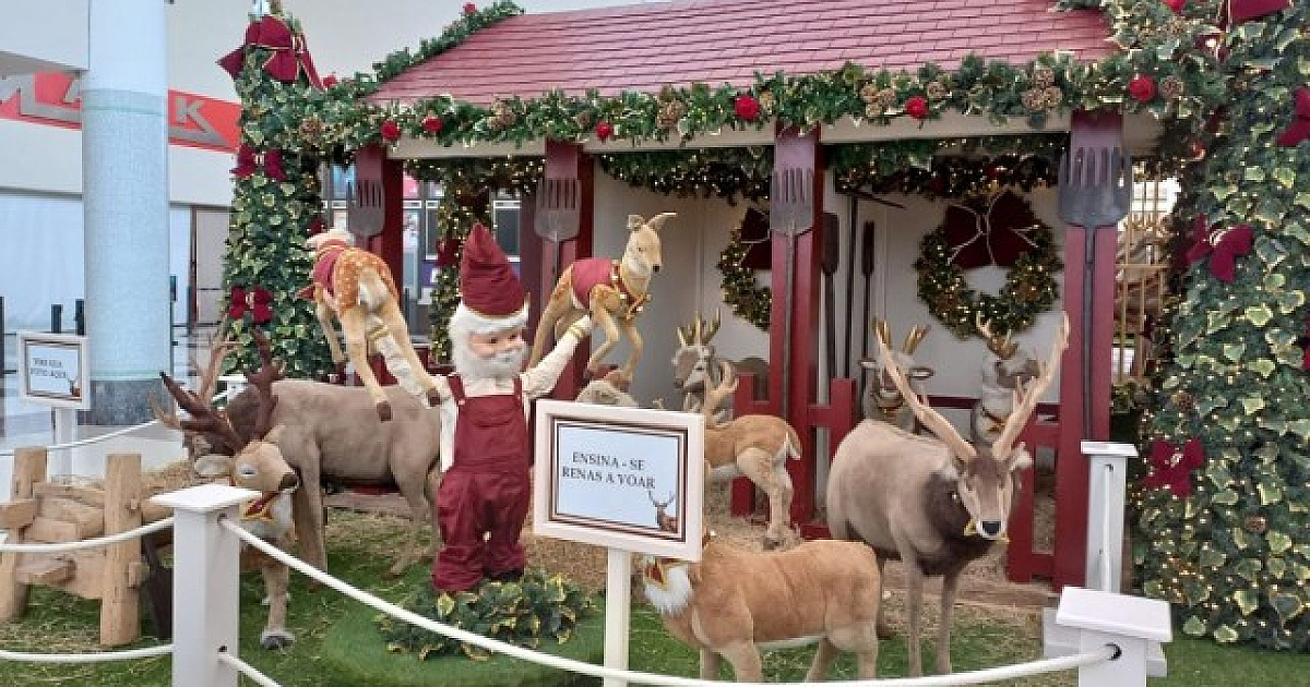 No clima de Natal, shoppings do bairro preparam suas tradicionais decorações