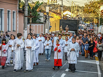 Festa de Santa Ana em Santana de Parnaíba acontece até quarta-feira (26)