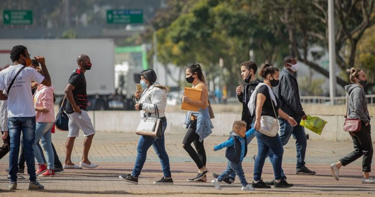 Prefeitura de Barueri faz alerta sobre uso de máscaras em serviços de saúde