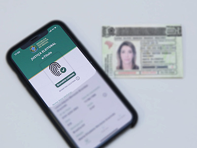 A situação eleitoral pode ser consultada pelo Autoatendimento Eleitoral, no site do TSE, pelo aplicativo e-Título ou diretamente no cartório eleitoral