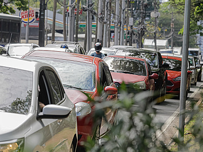 De acordo com o Ministério dos Transportes, hoje existem cerca de 124 milhões de veículos circulando no país, com uma frota com idade média de 11 anos