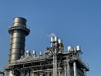 O avanço da cotação pressiona a Petrobras, responsável por cerca de 45% do preço final do diesel no país