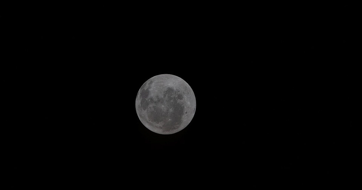 Missão Artemis 2 captura imagem inédita da Lua "a olho nu"