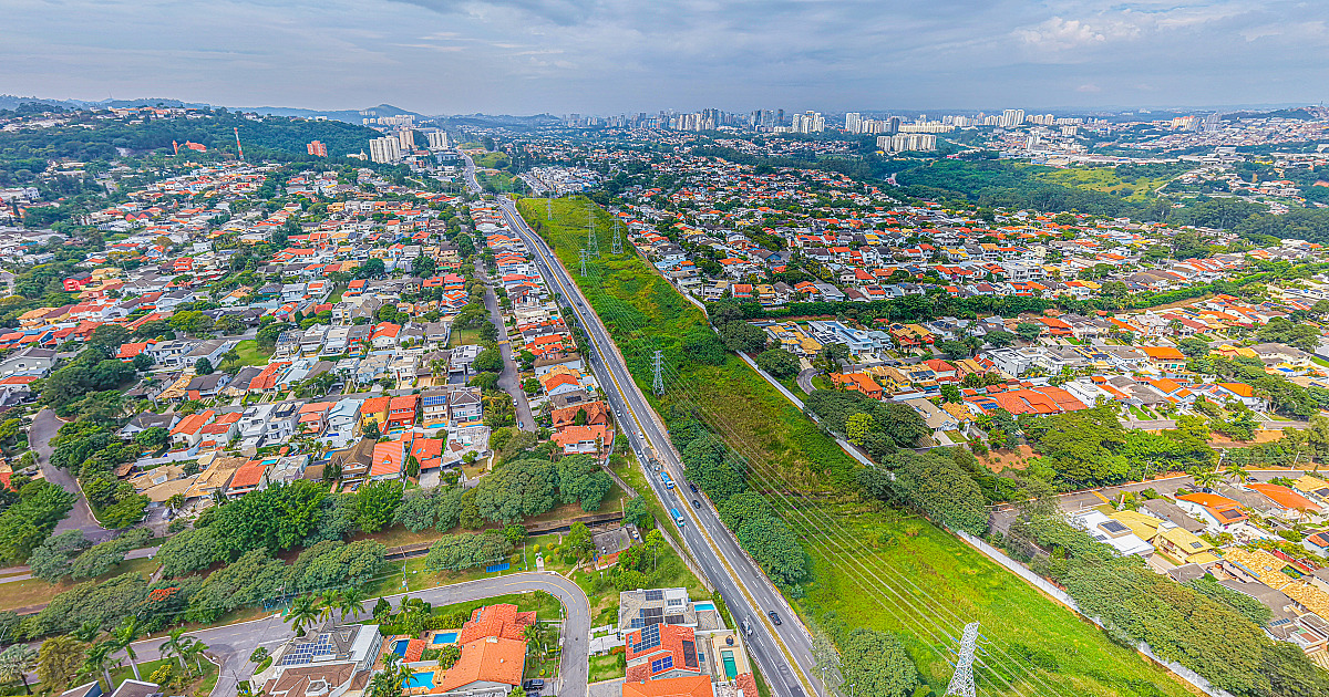 Prefeitura de Santana de Parnaíba entrega obra de duplicação da Estrada Bela Vista