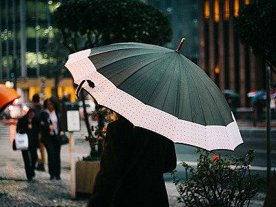 Há probabilidade de pancadas de chuva de sexta (22) até terça-feira (26) em Barueri e adjacências