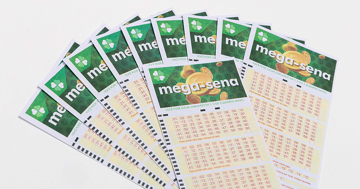 Mega-Sena de 30 anos chega a R$ 300 milhões; sorteio será neste domingo (24)
