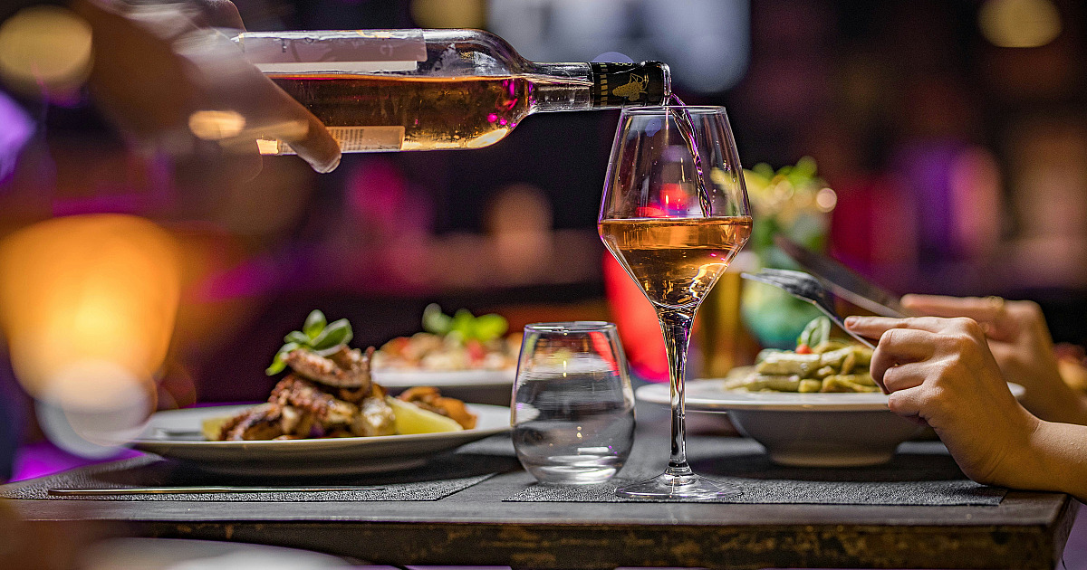 Fogo de Chão e Mistral promovem jantar harmonizado com vinhos portugueses em maio