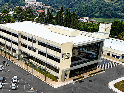 Santana de Parnaíba abre processo seletivo para contratação de professores