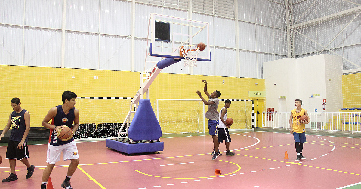 Barueri abre inscrições para seletiva de basquete masculino Sub-15