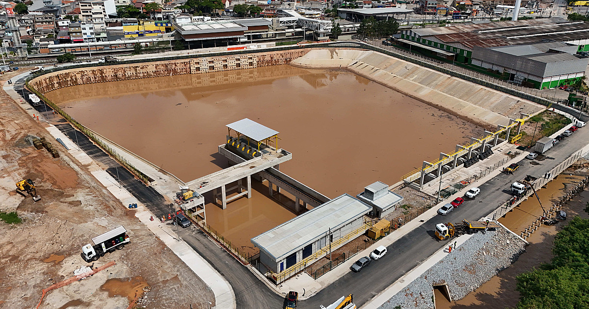 Prefeituras estudam novo piscinão no Rio Cotia para reforçar combate às enchentes na região