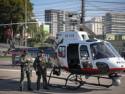 Inicialmente, um helicóptero e um drone foram equipados com a tecnologia