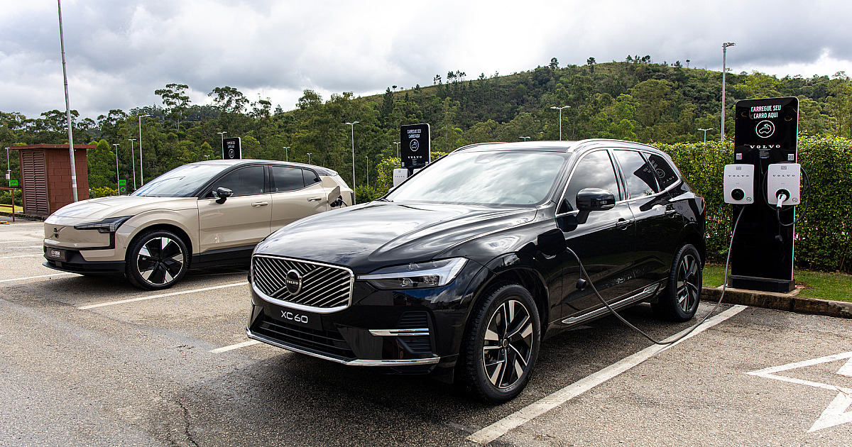 Catarina Fashion Outlet inaugura hub com 20 carregadores para carros elétricos