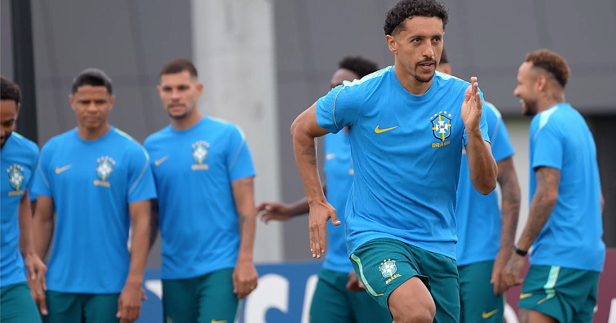 Raphinha volta a treinar na seleção, mas deve começar no banco contra a Noruega na Copa