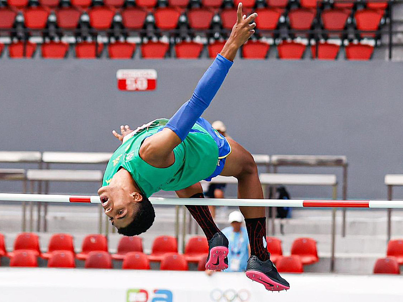 Estudante de Santana de Parnaíba desponta no atletismo