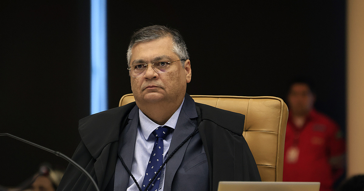 Dino intima Congresso e questiona como parlamentares serão punidos por desvios nas emendas