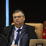 Dino intima Congresso e questiona como parlamentares serão punidos por desvios nas emendas