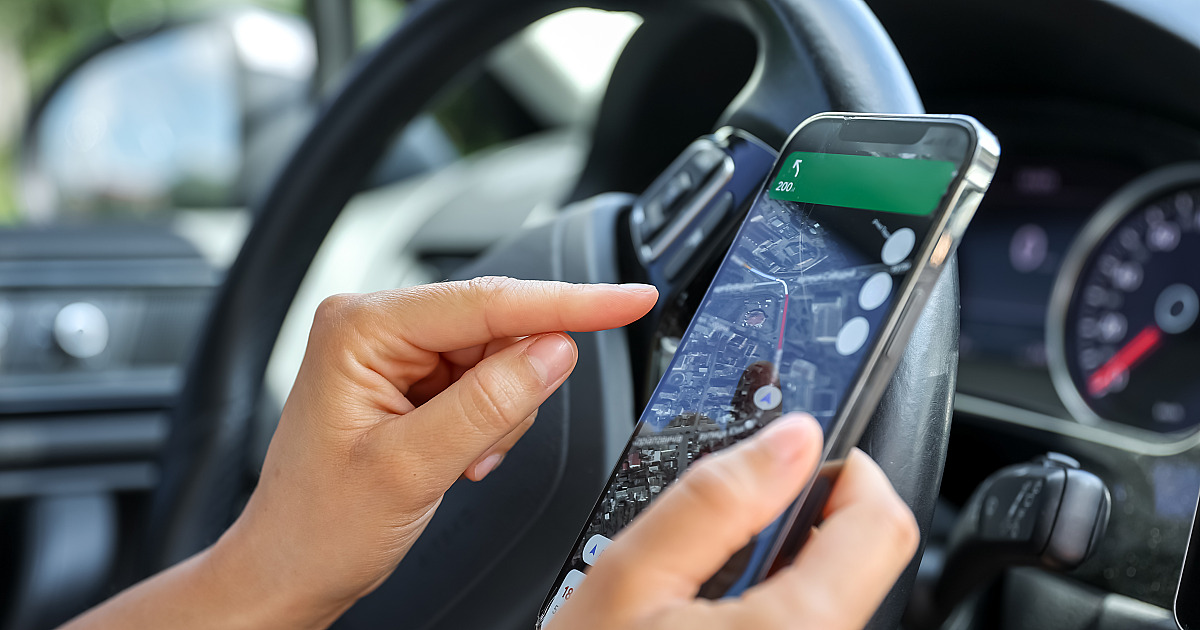 Waze ganha IA para conversar com motoristas, modo moto e outras inovações