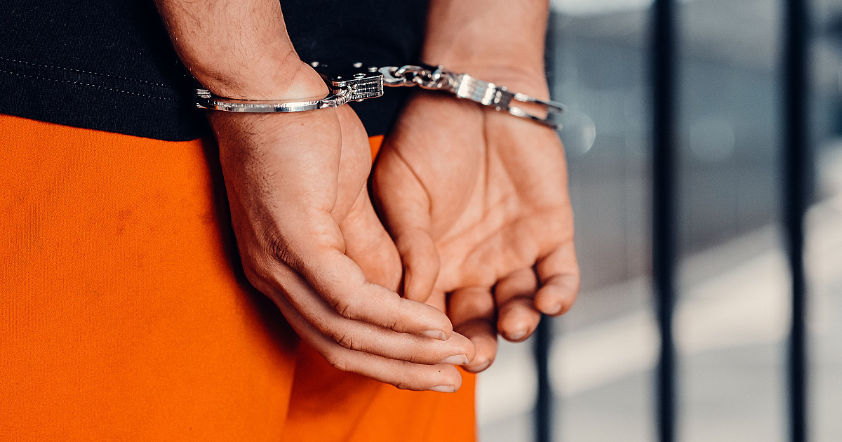 GCM frustra roubo em farmácia e PM captura procurado em Santana de Parnaíba