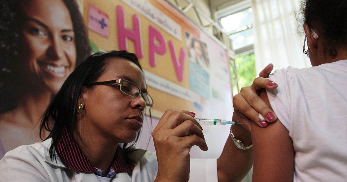 Vacinação contra HPV para adolescentes é prorrogada até dezembro