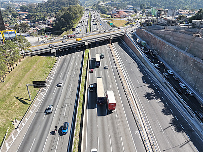 Alguns trechos registram congestionamentos e têm sido alvo de reclamações dos motoristas, como alguns acessos de Barueri