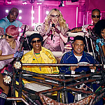 Madonna abre show do intervalo da Copa ao lado de Ronaldo e Ronaldinho
