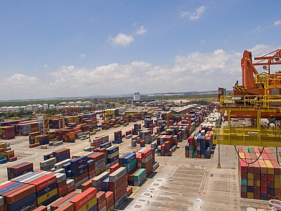 Segundo a CNI, cerca de 4.187 produtos exportados pelo Brasil poderão ser atingidos