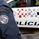 PM prende agressor e foragido na região