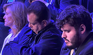 Kassab cochilando durante debate na Band