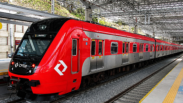 Greve da CPTM chega ao fim e circulação das linhas é retomada
