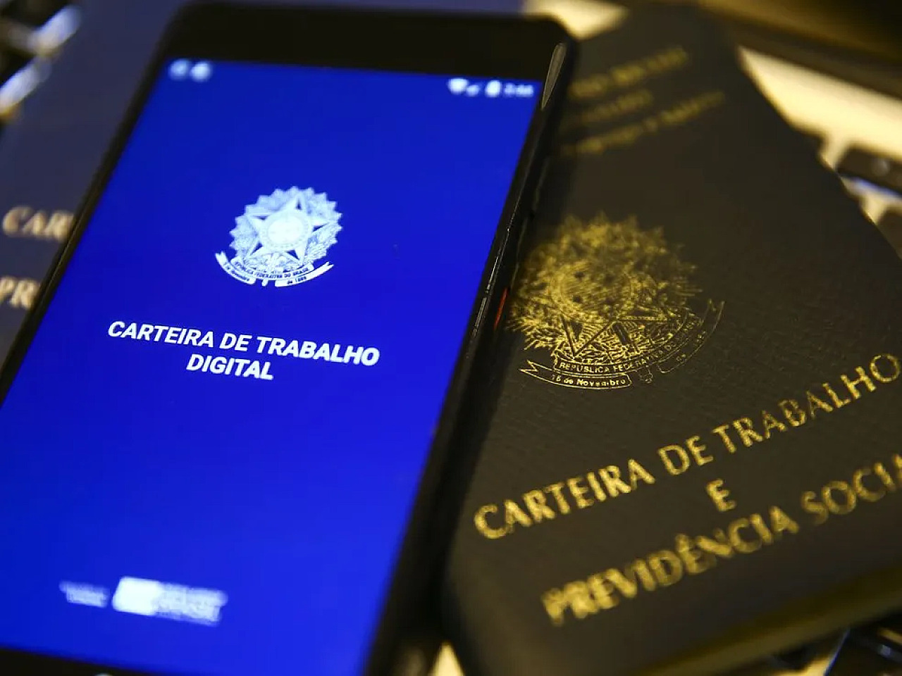 Taxa de desemprego cai em 13 das 27 unidades da federação no 2º trimestre