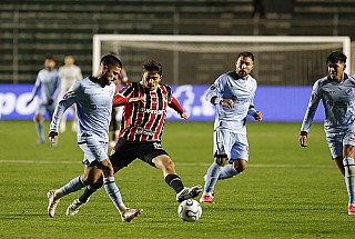 São Paulo segura o Bolívar e traz decisão para o Morumbis