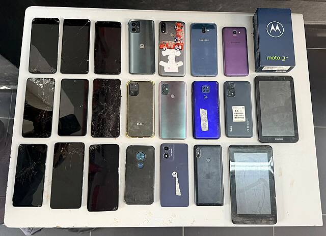 Operação contra receptação de celulares apreende 51 itens em Barueri