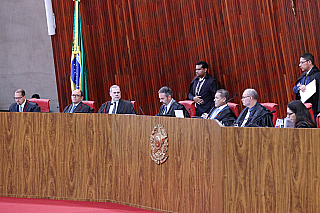 Campanha de Lula aciona TSE contra Flávio, Caiado e Zema por ataques e uso de IA