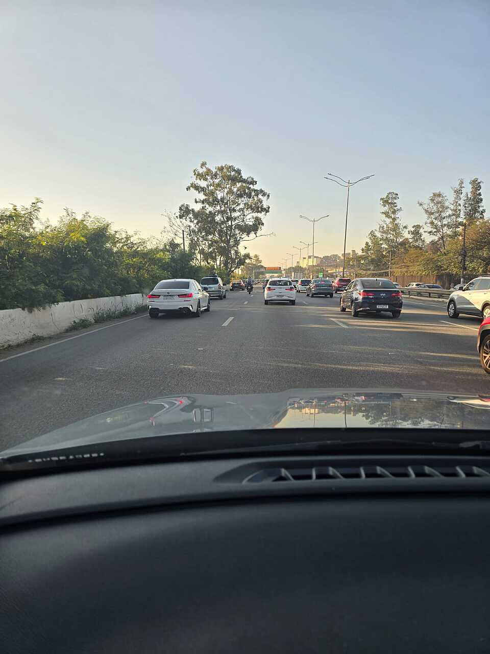Acesso da Castello na região, sentido SP, tem forte lentidão nesta manhã (18)