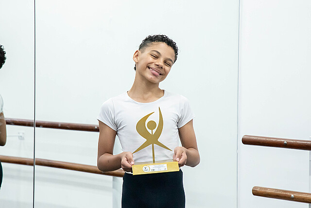 Bailarino de 11 anos de Barueri conquista 1º lugar no Festival de Dança de Joinville
