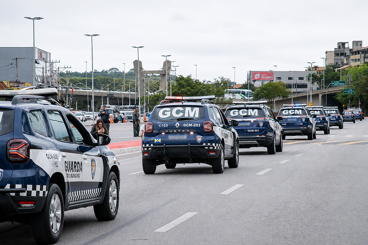 GCM de Barueri flagra mais um suspeito de furtar placas e objetos de sepulturas