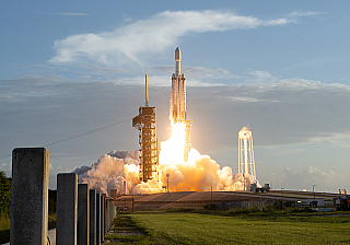 Nasa lança telescópio com campo de visão 100 vezes maior que o Hubble
