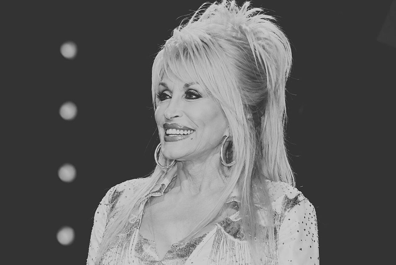 Dolly Parton, lenda da música country, morre aos 80 anos