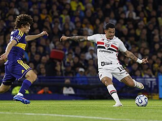 Gol de Merentiel na etapa final derruba o São Paulo na Bombonera