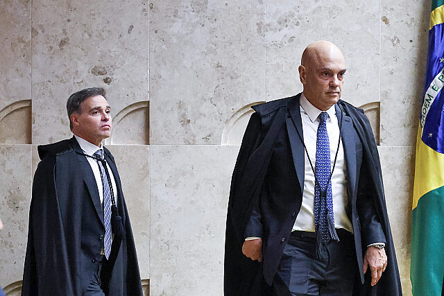 STF adia decisão sobre reunião de casos envolvendo Moraes e Mendonça