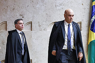 STF adia decisão sobre reunião de casos envolvendo Moraes e Mendonça