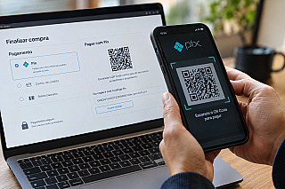 Procon-SP alerta para fraude em QR Code de Pix nas compras pela internet