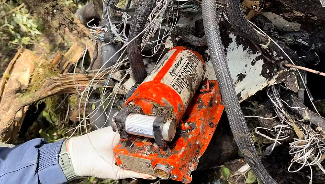 Caixa-preta de helicóptero que caiu e causou morte de Rick e outras 4 pessoas é localizada