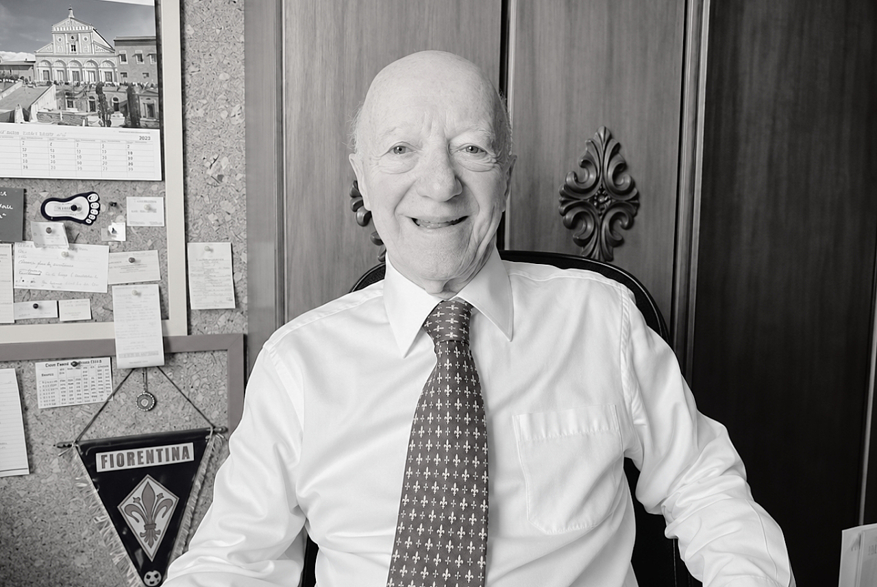 Morre Claudio Carsughi, referência do jornalismo esportivo, aos 93 anos